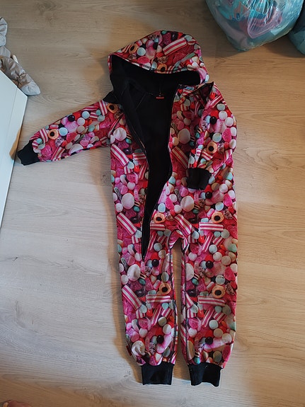 Softshell haalari 116