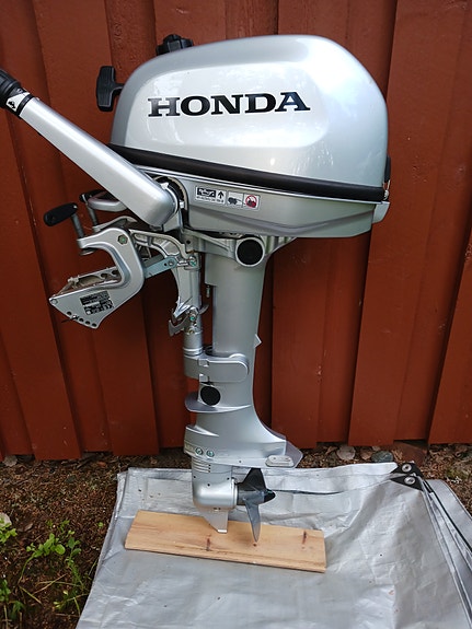 Honda perämoottori 4 hp