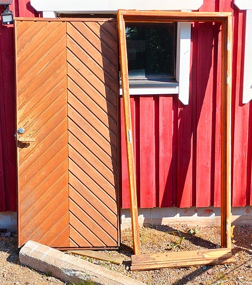 Ulko-ovi 98x210 Abloy lukolla *VARATTU*