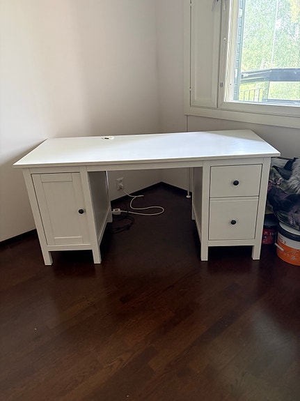 Ikea Hemnes työpöytä
