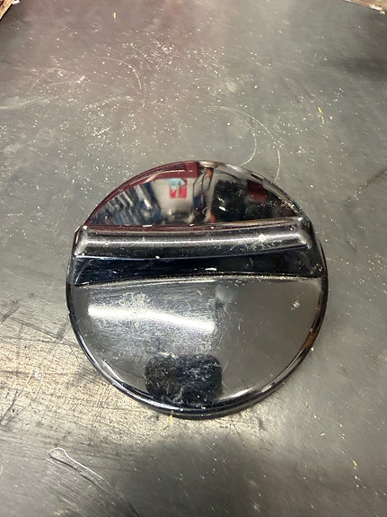 Volvo 164 polttoainetankin korkki
