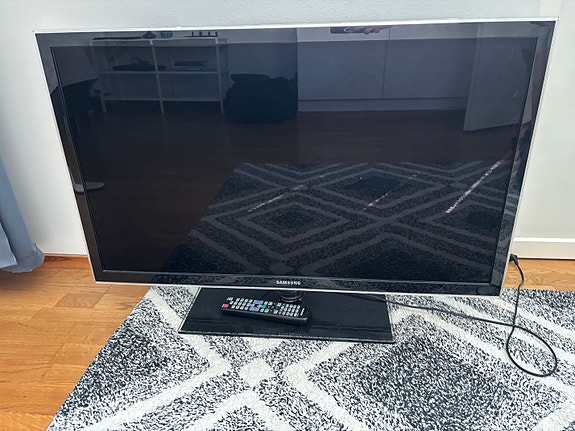 Samsung taulutelevisio 43"