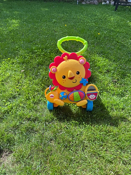 Fisher-Price Leijona työntökärry / kävelytuki – hyväkuntoinen