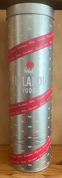 Metallinen Finlandia Vodka -pullon kotelo