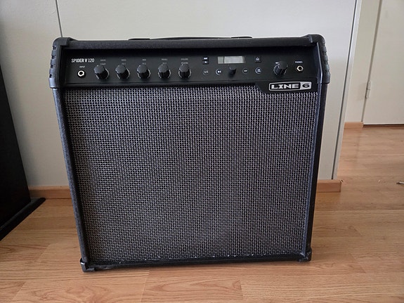 Line 6 Spider V 120 kitaravahvistin