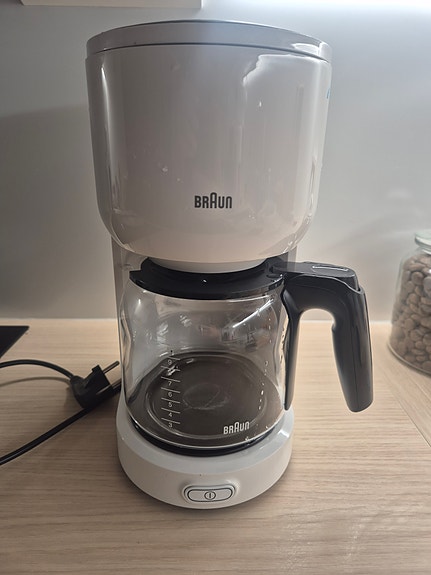 Braun kahvinkeitin valkoinen