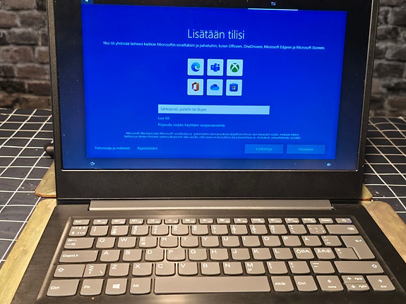 Lenovo IdeaPad S145