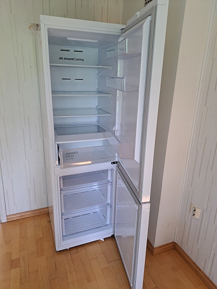 Laadukas jääkaappi - pakastin