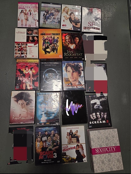 Dvd-elokuvia useita eri elokuvia