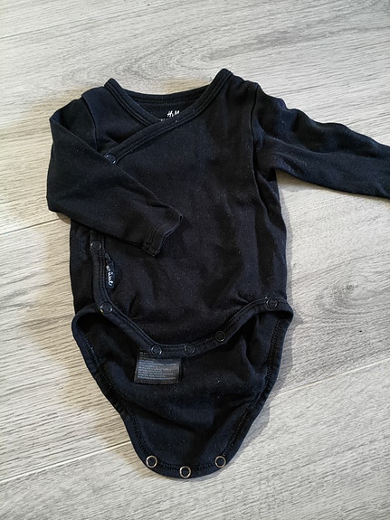 musta body, koko 56