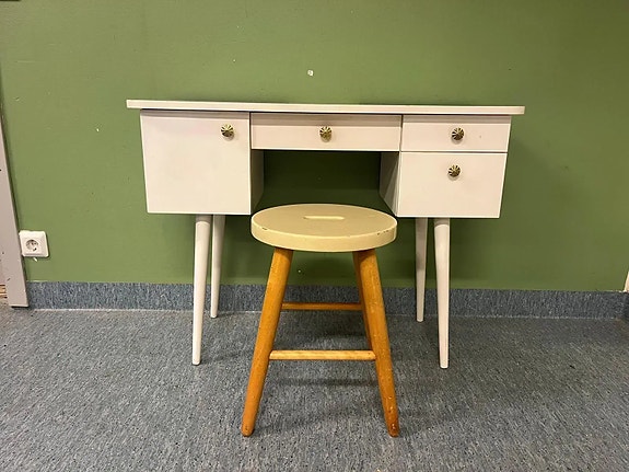 💎 VINTAGE Siro ja kaunis  50/60-luvun työpöytä & retrojakkara