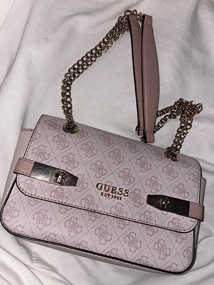 Guess laukku