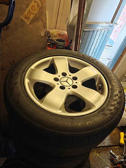 Mercedes OEM 16' vanteet