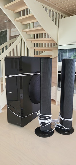 Pioneer MCS-FS232 kotiteatterikaiuttimet subwooferilla