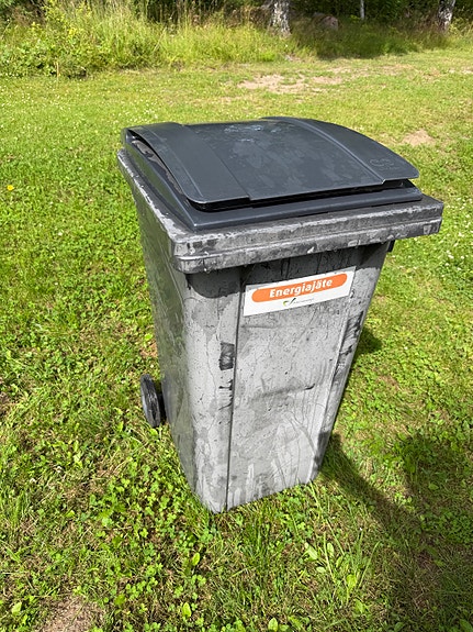 Jäteastia 240L