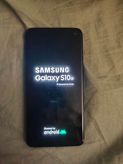 Samsung Galaxy S10e