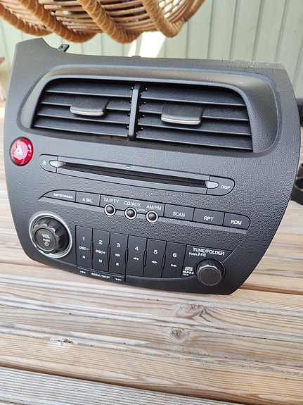 Honda Civic 2006-2011 alkuperäinen autostereo