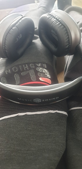 Bluetooth kuulokkeet
