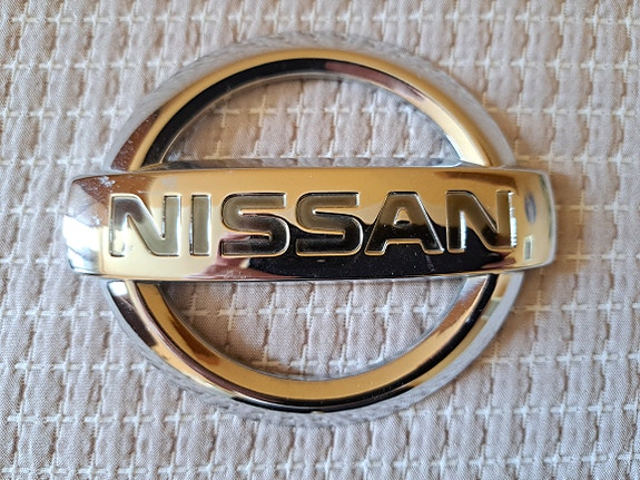 Nissan merkki