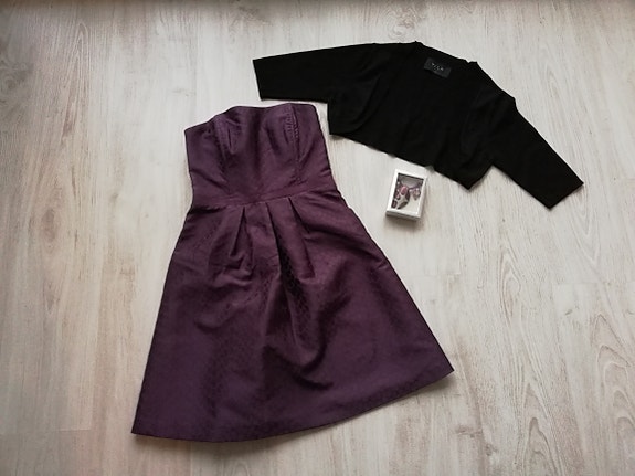 Vila juhlamekko ja bolero XS & uusi violetti korusetti