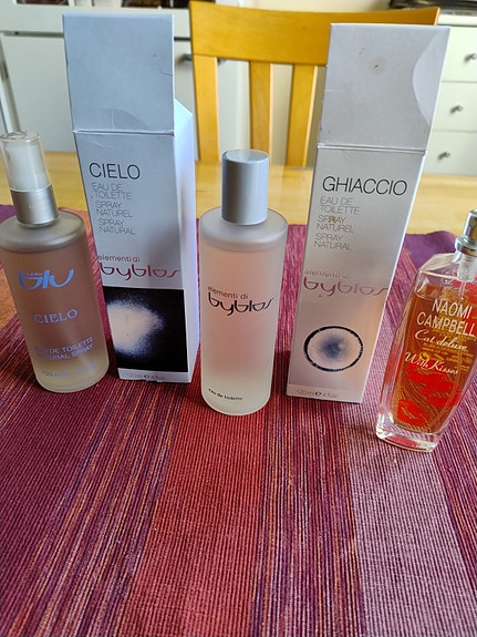 Byblos Cielo ja Ghiaccio sekä Naomi Campbell Cat Deluxe -hajuvedet