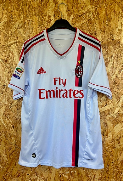 Ac Milan pelipaita, koko L