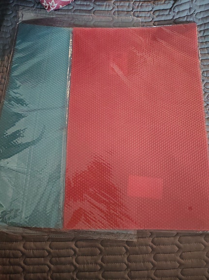 2 pakettia jääkaapin tai hyllyn suojia