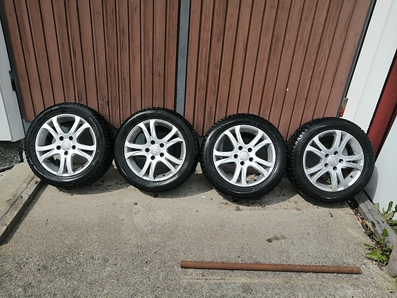 mazda 6 alumiinivanteet talvirenkailla