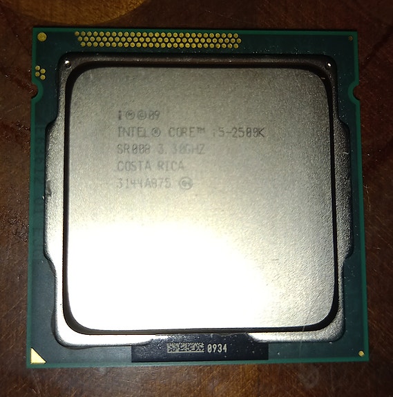 Intel i5 2500K prosessori