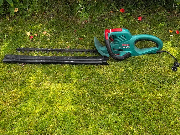 Bosch pensasleikkuri
