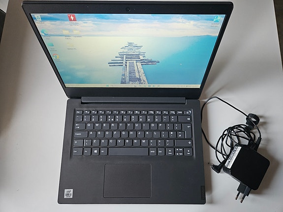 Läppäri Lenovo V14-IIL