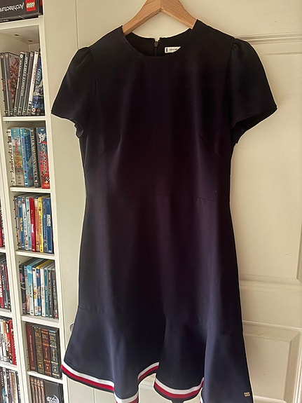 Tommy Hilfiger mekko 40
