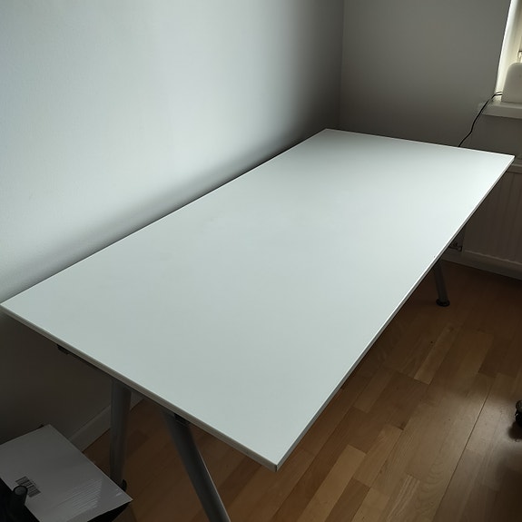Ikea Galant työpöytä