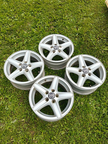 Volvon aluvanteet 4 kpl 6,5x15