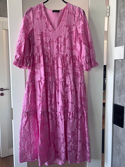 Selected femme mekko