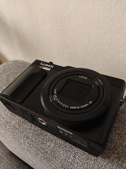 panasonic lumix tz99