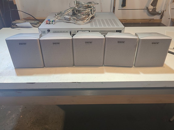 Sony kaiuttimet