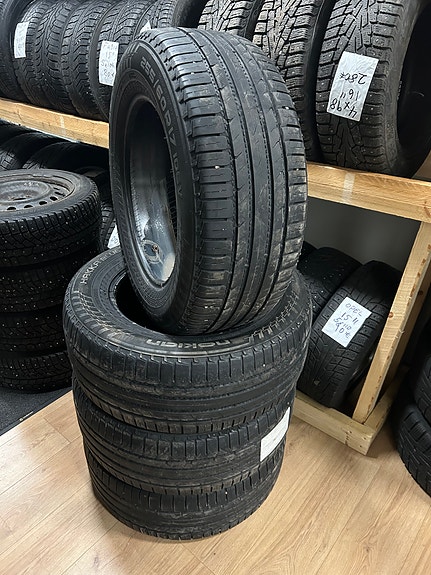255/60 R17 Nokian kesärenkaat