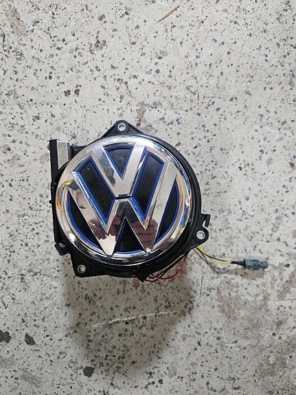 Myydään VW Golf 7 GTE / e-Golf peruutuskamera 5GE827469F