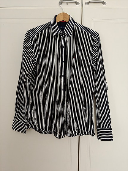 Tommy Hilfiger -kauluspaita