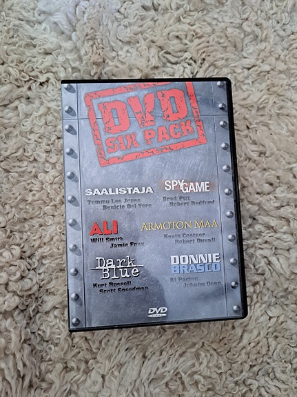 DVD Six Pack - Ali, Saalistaja, Armoton maa, Dark Blue, Spy Game, Donnie Brasco