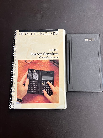 HP-18C Business Consultant laskin ja käyttöopas
