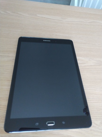 Myydän Samsung Galaxy Tab A
