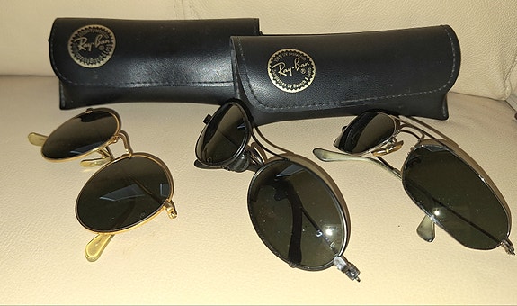 Ray-Ban aurinkolasit & 2 koteloa