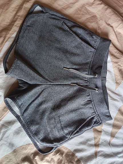 Peak performance shortsit