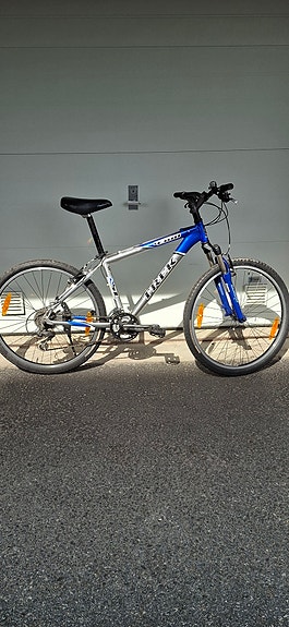 Trek 4300