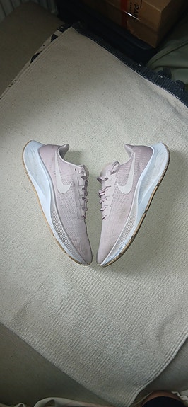 Nike Air Zoom Pegasus 37 "Champagne", koko 42.5