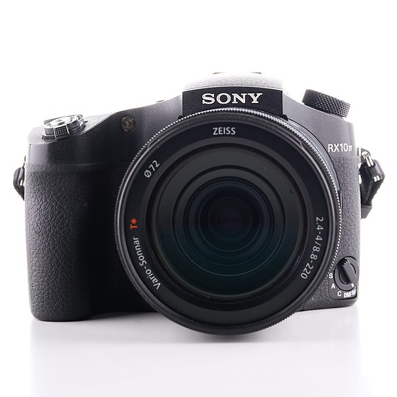 Sony RX10 Mark IV -kamera (käytetty)