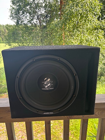 Ground Zero GZIB 30BR-ACT Iridium Series 12" aktiivisubwoofer