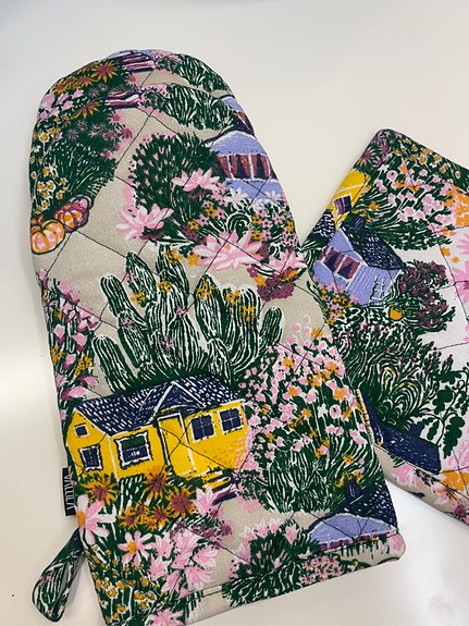 Vallila patalappu ja patakinnas värikäs kuviollinen